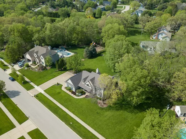 608 White Oak WAY, Yorkville, IL 60560