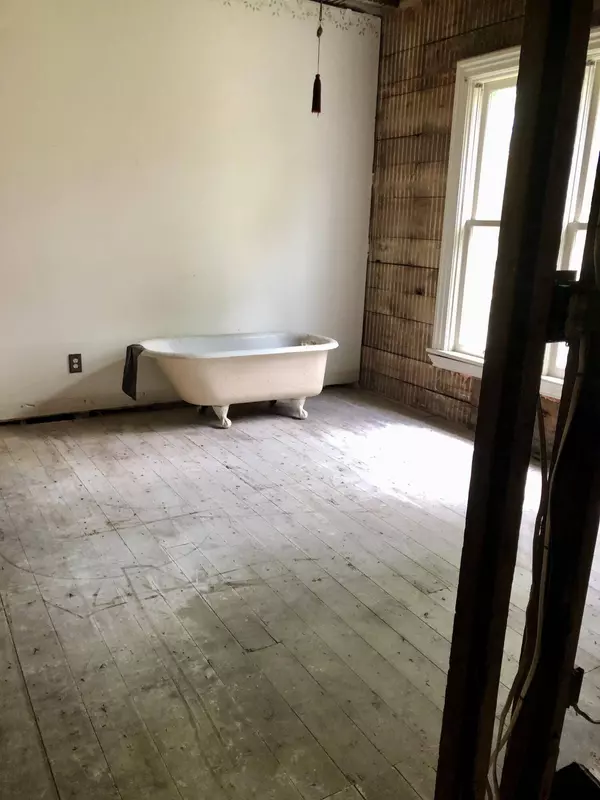 14347 N Drive N, Marshall, MI 49068