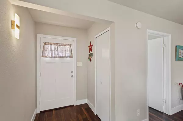 6014 Mcafee Drive, The Colony, TX 75056