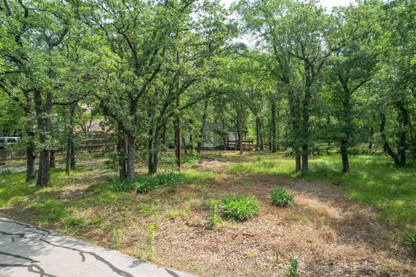 2100 Shoreline Drive, Flower Mound, TX 75022