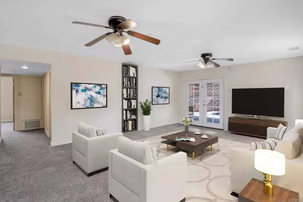 9654 Petite Ln, Lakeside, CA 92040