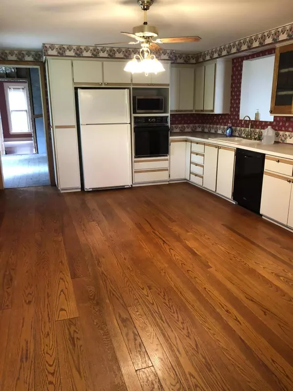 14347 N Drive N, Marshall, MI 49068