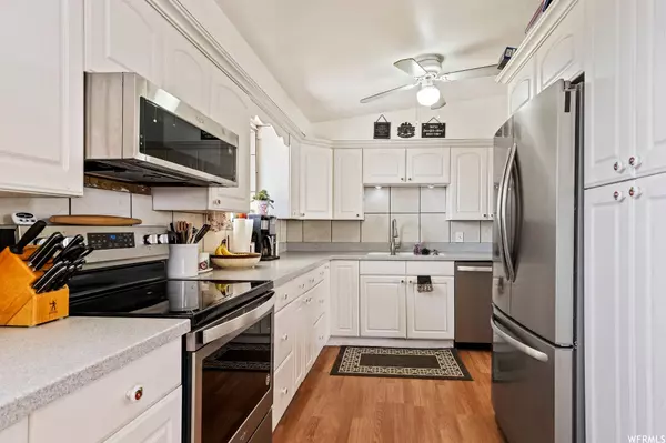 405 N CLOVERDALE RD, North Salt Lake, UT 84054