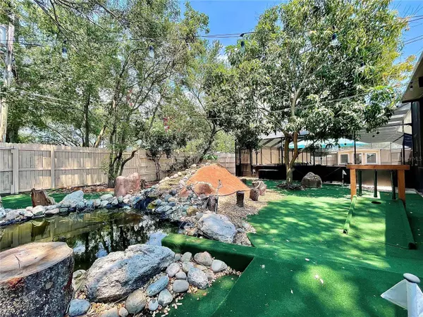 5635 7TH AVE N, St Petersburg, FL 33710