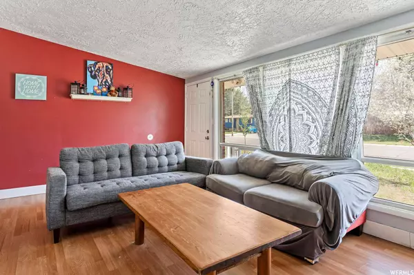 405 N CLOVERDALE RD, North Salt Lake, UT 84054