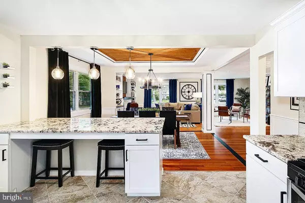 94 BRYANT, Turnersville, NJ 08012