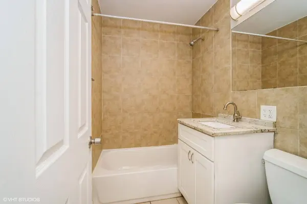 504 ISA DR, Wheeling, IL 60090