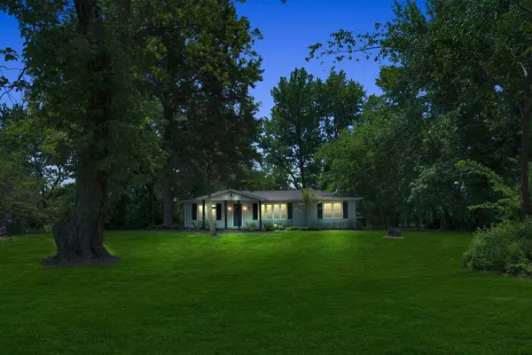 3594 Oakwood Rd, Woodlawn, TN 37191