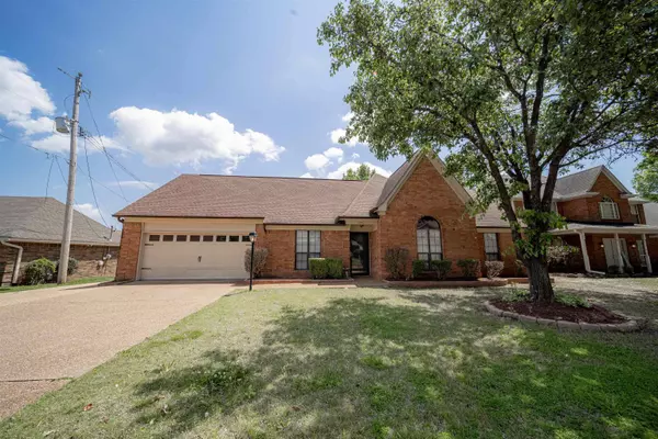 5542 PATSY CIR W, Unincorporated, TN 38125