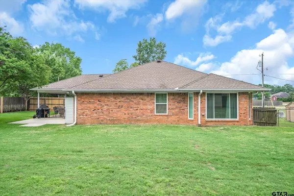 13362 Lauren Lane, Lindale, TX 75771