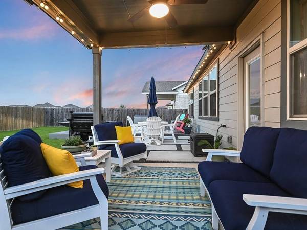 5900 Agostino DR, Round Rock, TX 78665