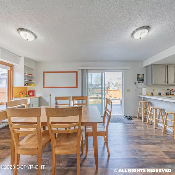 4111 VISCOUNT CIR, Anchorage, AK 99502