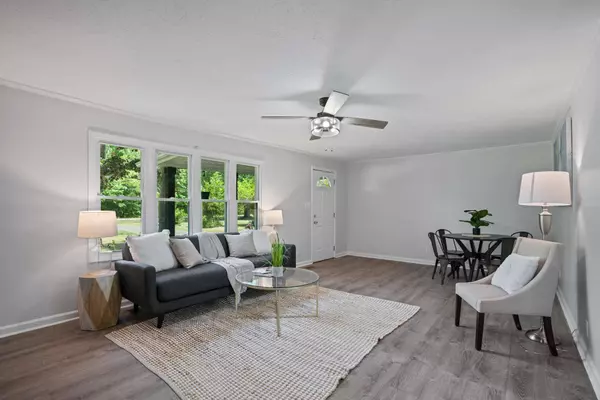 3594 Oakwood Rd, Woodlawn, TN 37191