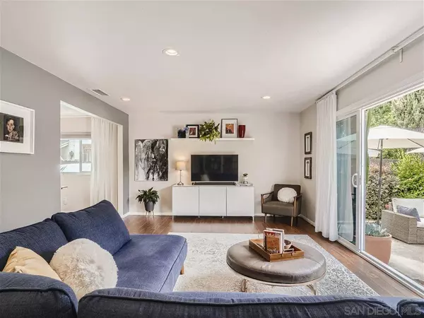 6652 Archwood Ave, San Diego, CA 92120