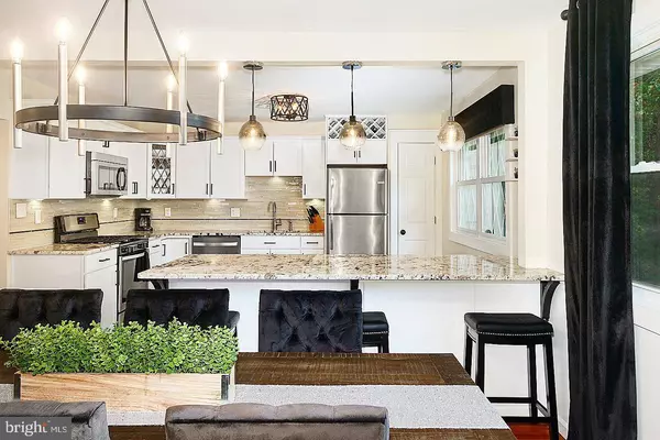 94 BRYANT, Turnersville, NJ 08012