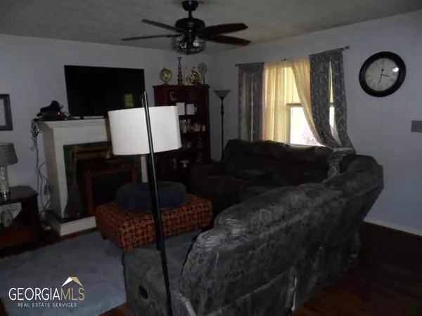 3194 Teamon, Griffin, GA 30223