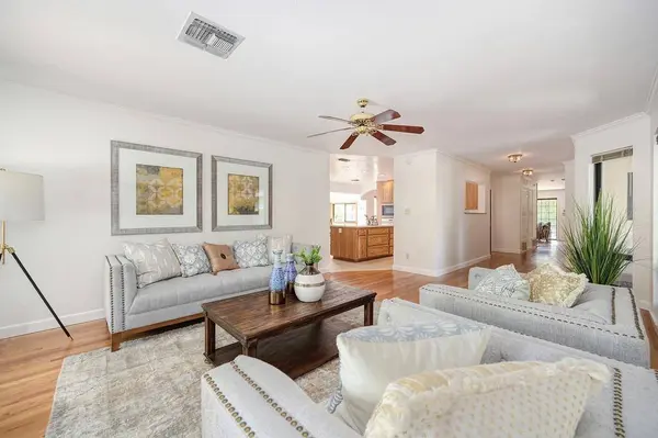 9169 Rosewood DR, Sacramento, CA 95826