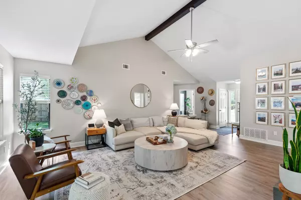 112 Meadow Woods Lane, Niceville, FL 32578