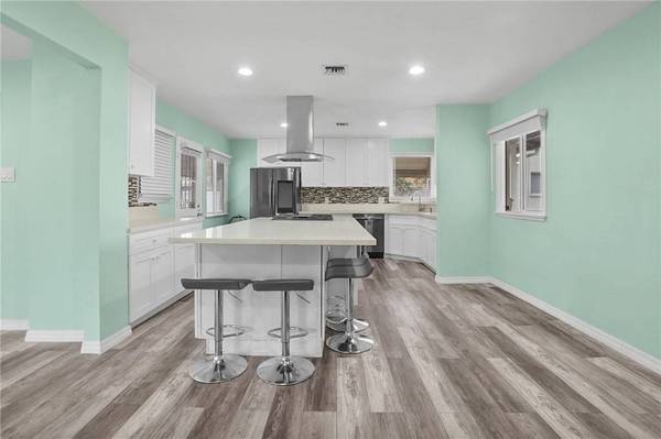 20238 Hartland ST, Winnetka, CA 91306