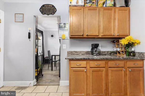 308 SOLLERS POINT RD, Dundalk, MD 21222