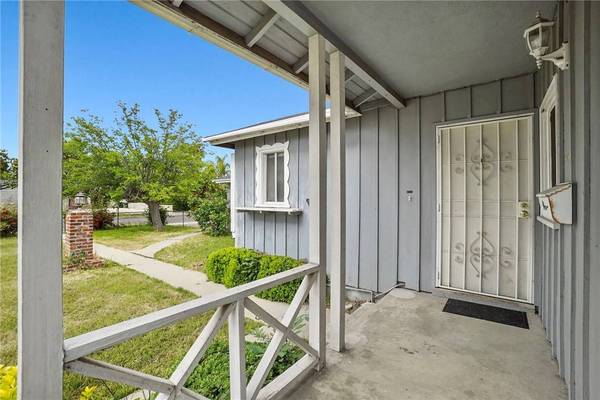 20238 Hartland ST, Winnetka, CA 91306