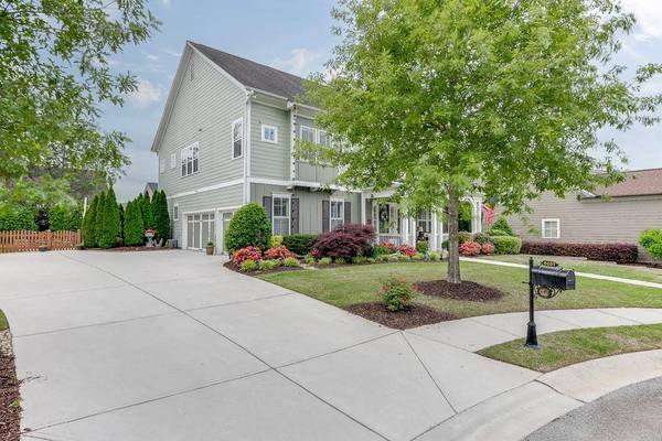 6407 Sycamore DR, Hoschton, GA 30548