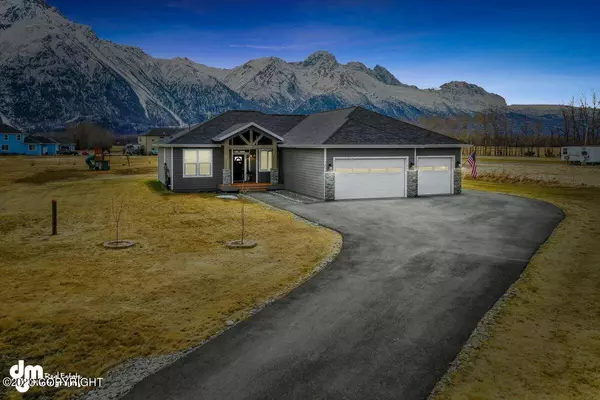 14776 E Lydia CIR, Palmer, AK 99645