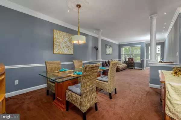 70 CHAPEL HILL RD, Mount Laurel, NJ 08054