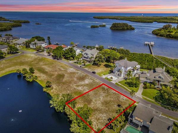 Lot 33 N POINTE ALEXIS DR, Tarpon Springs, FL 34689