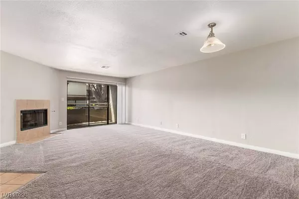 5076 S Rainbow Boulevard #104, Las Vegas, NV 89118