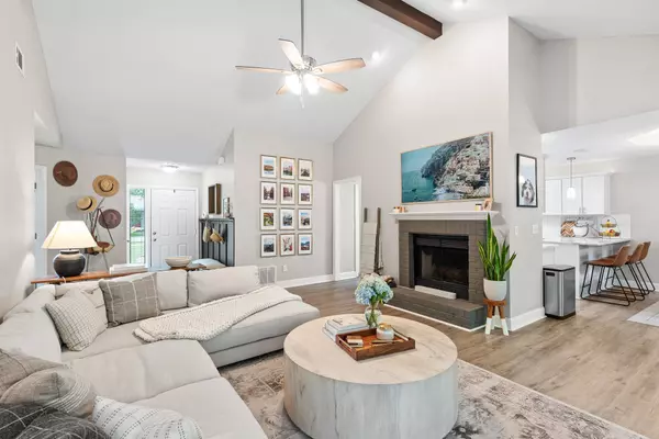 112 Meadow Woods Lane, Niceville, FL 32578