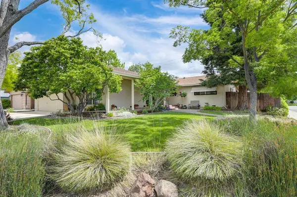 9169 Rosewood DR, Sacramento, CA 95826