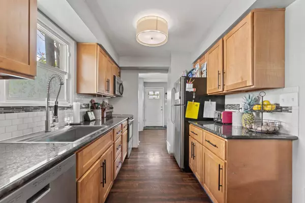 3527 E Jackson Ave, Spokane, WA 99217