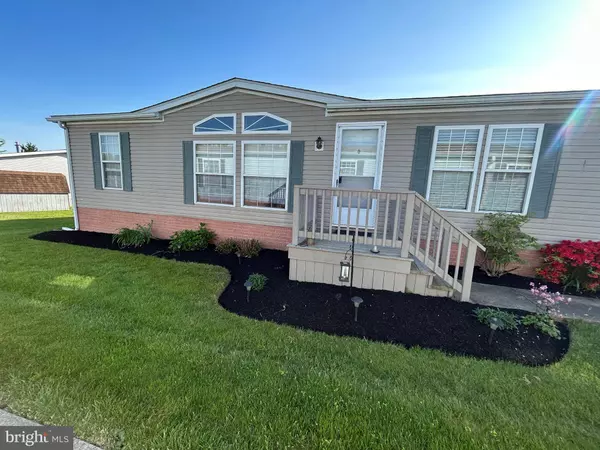 164 W CEDAR ST, Palmyra, PA 17078