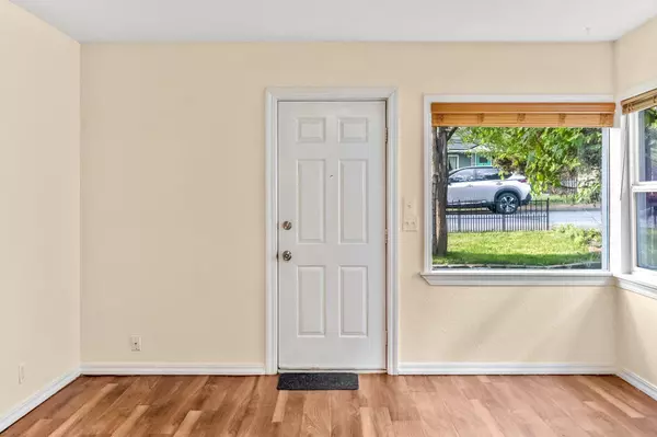 726 E Rockwell Ave, Spokane, WA 99207