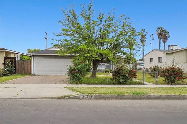 20238 Hartland ST, Winnetka, CA 91306