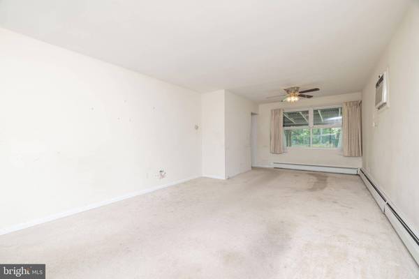 3651 NAAMANS DR, Claymont, DE 19703