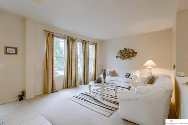 2917 N 171 Avenue, Omaha, NE 68116