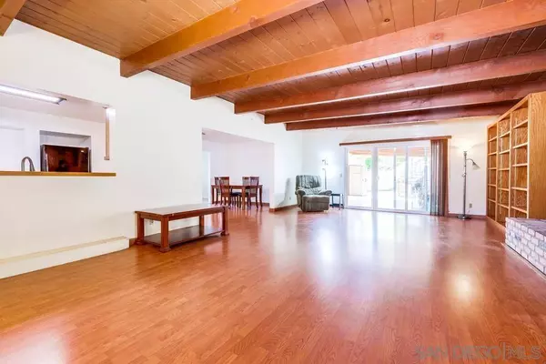 9744 Ramo Ct, Santee, CA 92071