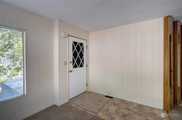 10414 Peacock Hill AVE NW #8, Gig Harbor, WA 98332