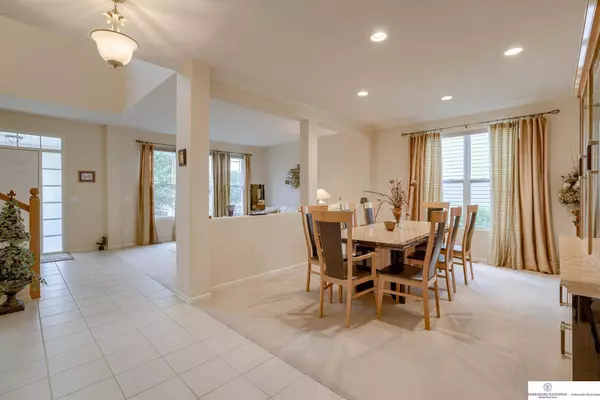 2917 N 171 Avenue, Omaha, NE 68116