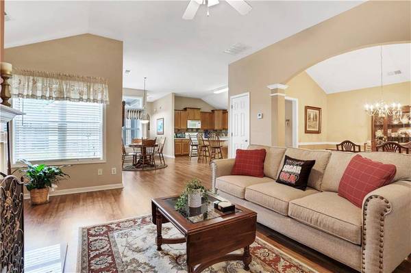 4513 Flowering BR, Powder Springs, GA 30127