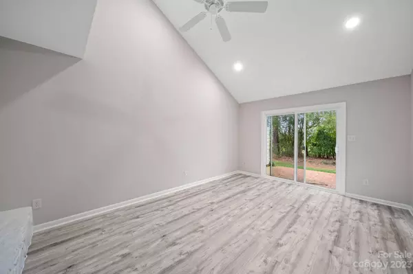 7602 Mariner Cove DR, Cornelius, NC 28031