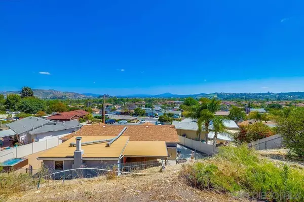 9744 Ramo Ct, Santee, CA 92071