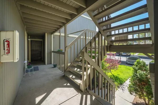 6121 E 6th Ave, Spokane Valley, WA 99212