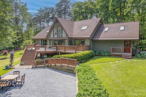 900 Club RD, Tryon, NC 28782