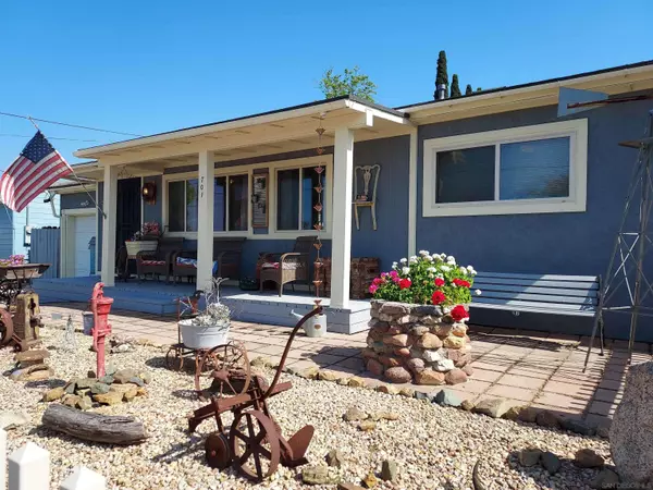 701 Palomar Ave, El Cajon, CA 92020