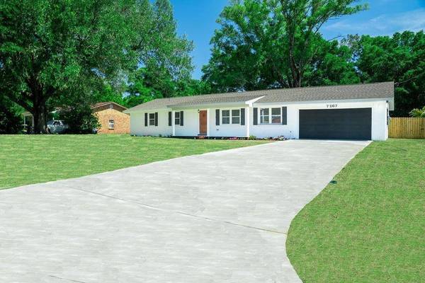 7267 Lenora St, Pensacola, FL 32526
