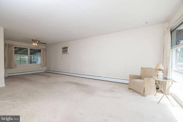 3651 NAAMANS DR, Claymont, DE 19703