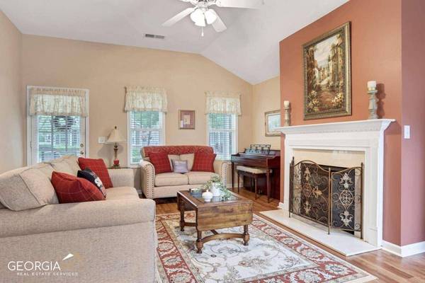 4513 Flowering BR, Powder Springs, GA 30127